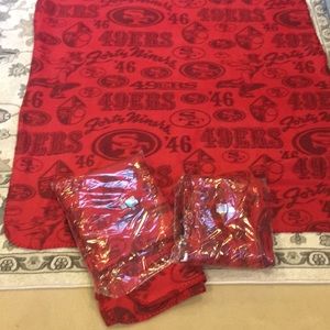 NFL Bedding - 49ers Blankets 3 of them! NFL Bedding - 49ers Blankets 3 of them!